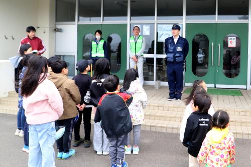 大津小交通安全教室①